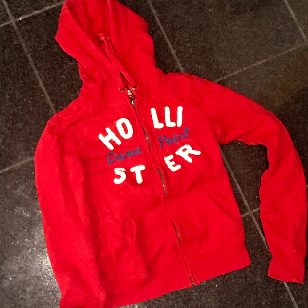 Cute Hollister Hoodie!